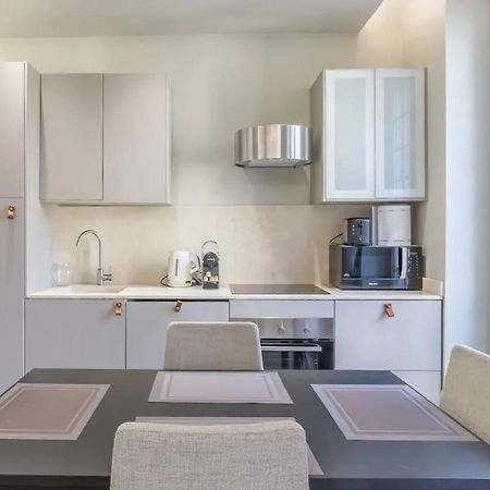 Private Furnished Apartment Ideally Located in The Carré d'Or Nice Extérieur photo