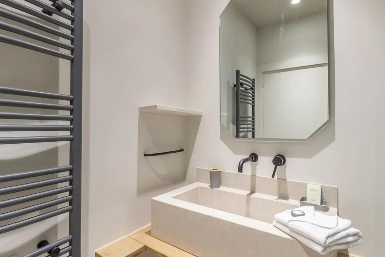Private Furnished Apartment Ideally Located in The Carré d'Or Nice Extérieur photo