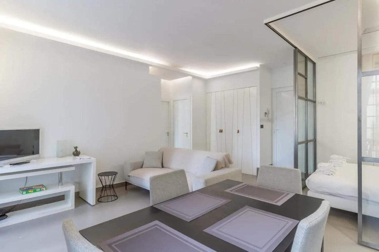 Private Furnished Apartment Ideally Located in The Carré d'Or Nice Extérieur photo